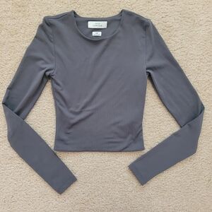 Babaton Contour EUC Long Sleeve Crew Neck Top Size XXS Dark Gray Aritzia